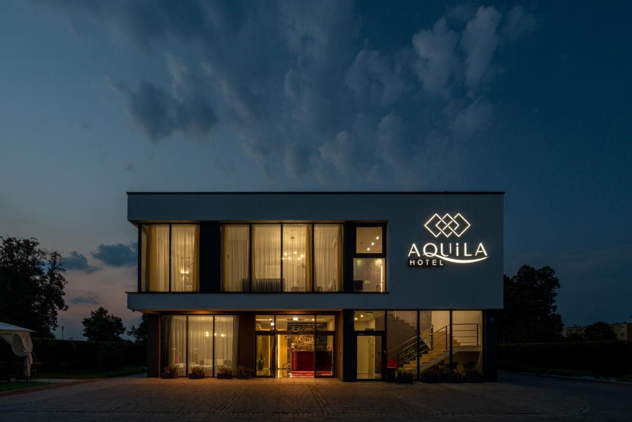Aquila Hotel Zator Bagian luar foto